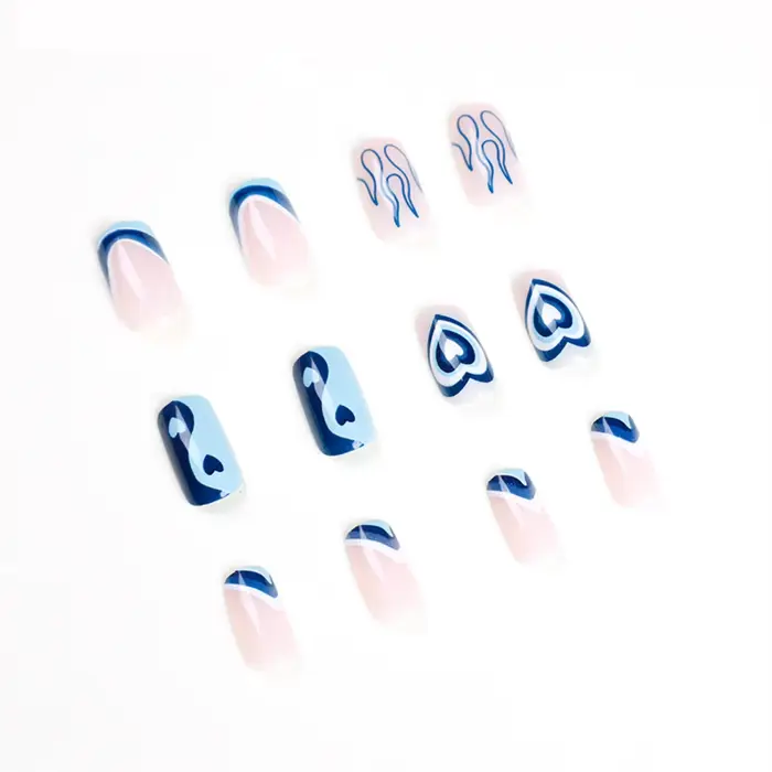 24 faux ongles bleus effet flamme