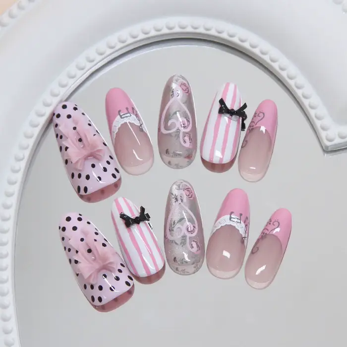 30 faux ongles français œil de chat