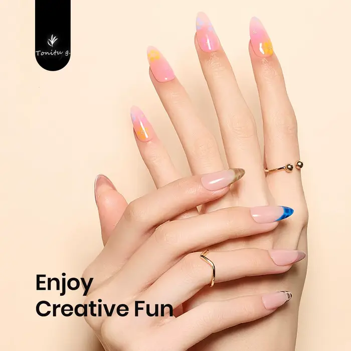 Vernis Gel fleuri, libérez la créativité avec un marbre facile