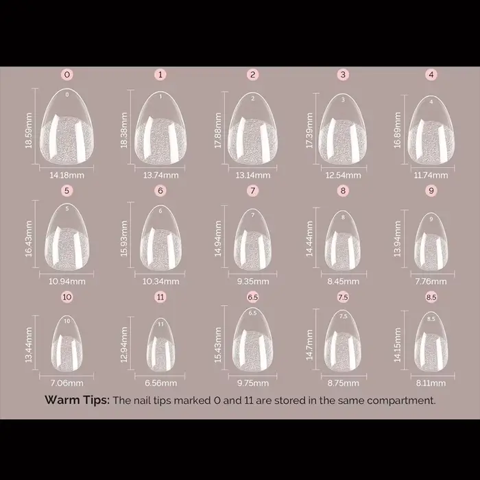 Pointes d'ongles ultra-courtes en forme d'amande