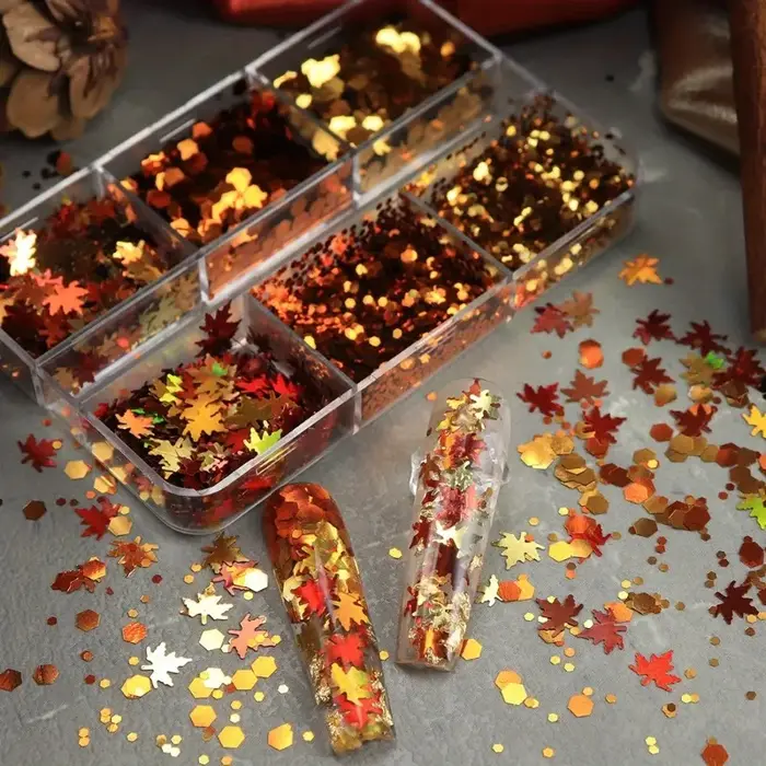 Décorations à paillettes pour nail art, feuilles d'érable d'automne, sequins pour ongles, breloques pour nail art pour Thanksgiving et Noël, décorations pour manucure.