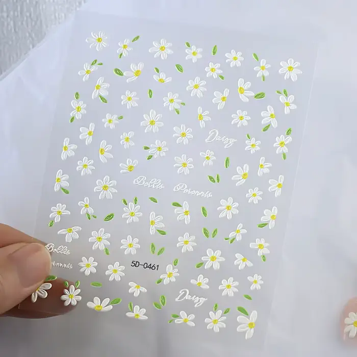 2 pièces 5D blanc marguerite Design Nail Art autocollants en relief