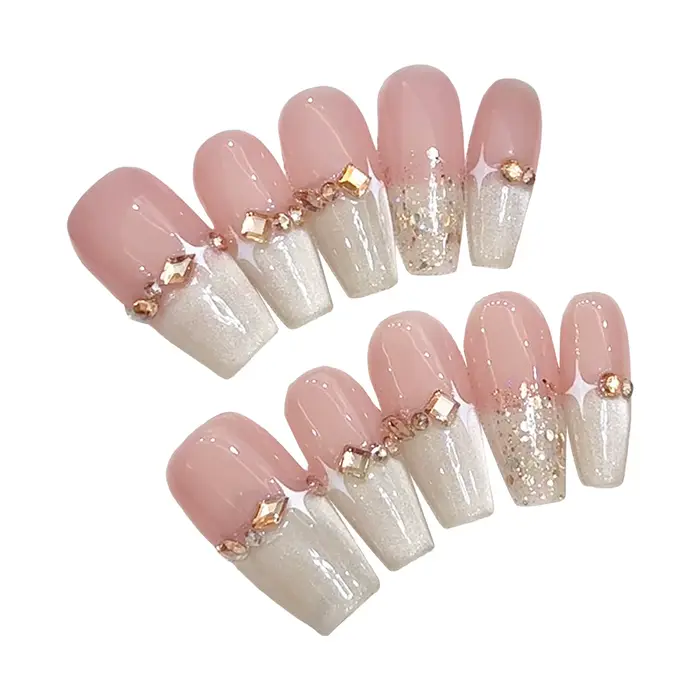 Champagne français presse sur ongles mi-long dégradé rose oeil de chat fait à la main faux