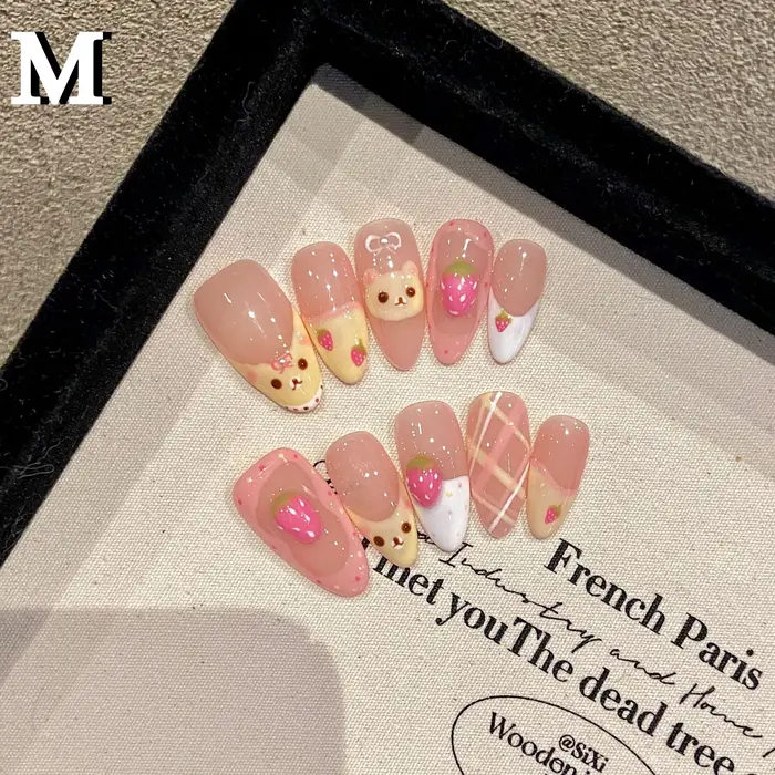 Faux ongles à pression en forme d'amande