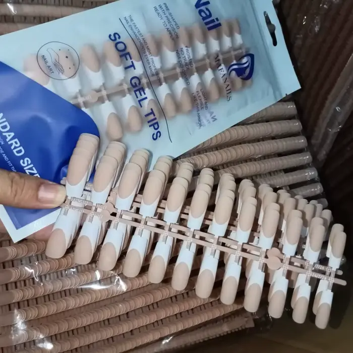 120 pièces faux ongles français nus Ballet amande carré doux Gel conseils presse