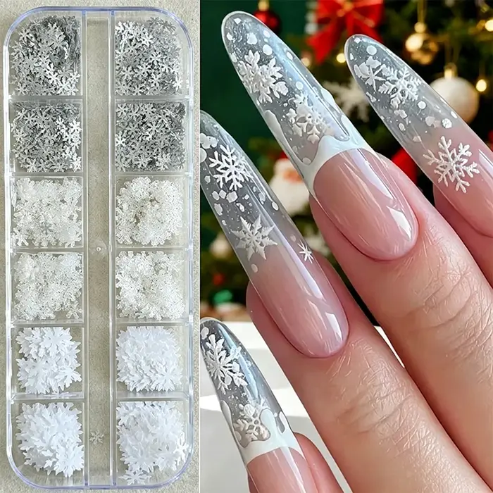 12 grilles de paillettes et décorations pour ongles en forme de flocons de neige variés, avec des tranches de paillettes blanches et des flocons de neige d'hiver, pour la décoration DIY des ongles de