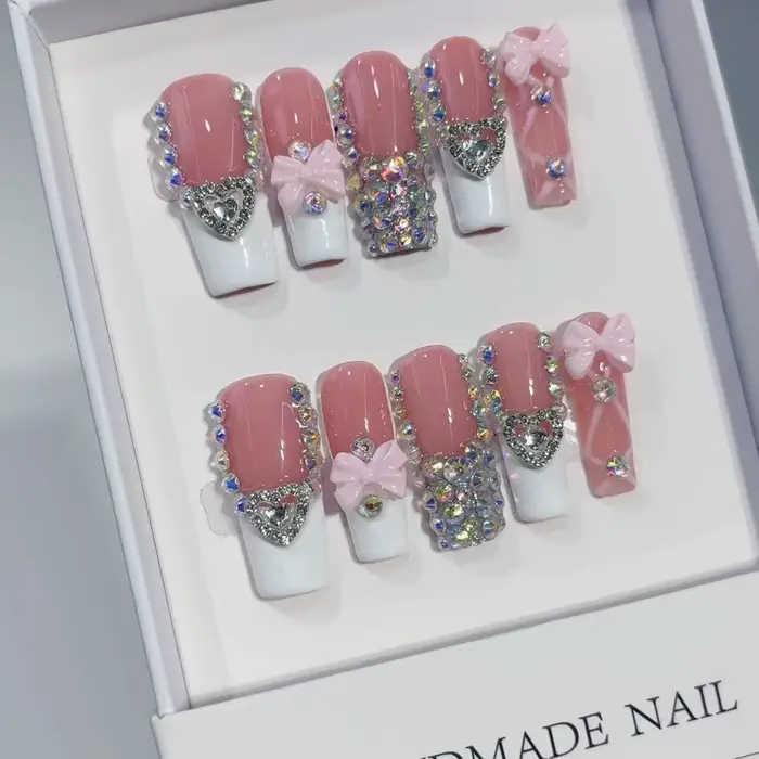 10 pièces de style haut de gamme et luxueux, nœud papillon tridimensionnel peint à la main, diamant
