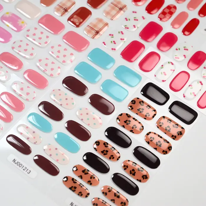 Autocollants pour ongles en gel UV semi-durcis à motif fleur de cerisier rose