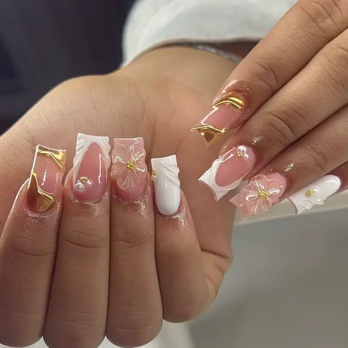 24 pièces Simple français presse sur faux ongles court carré presse sur ongles fleur strass faux ong