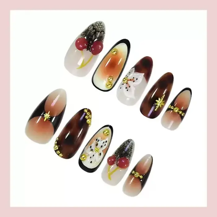 24 faux ongles à presser
