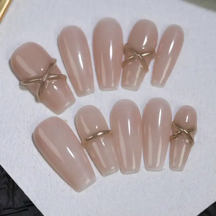 10 ongles artificiels faits à la main en forme de cercueil, magnifiques faux ongles, lignes simples 