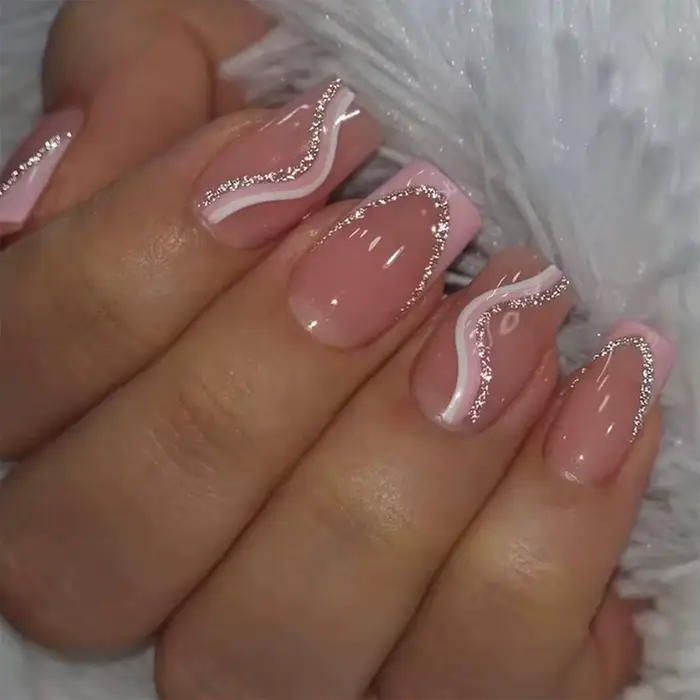 24 pièces de rayures minimalistes françaises courtes avec 1 gelée et 1 lime à ongles