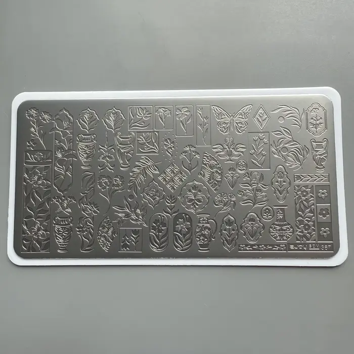 XMQ NAIL ART STAMPING PLATES TEMPLATE DE LONNE