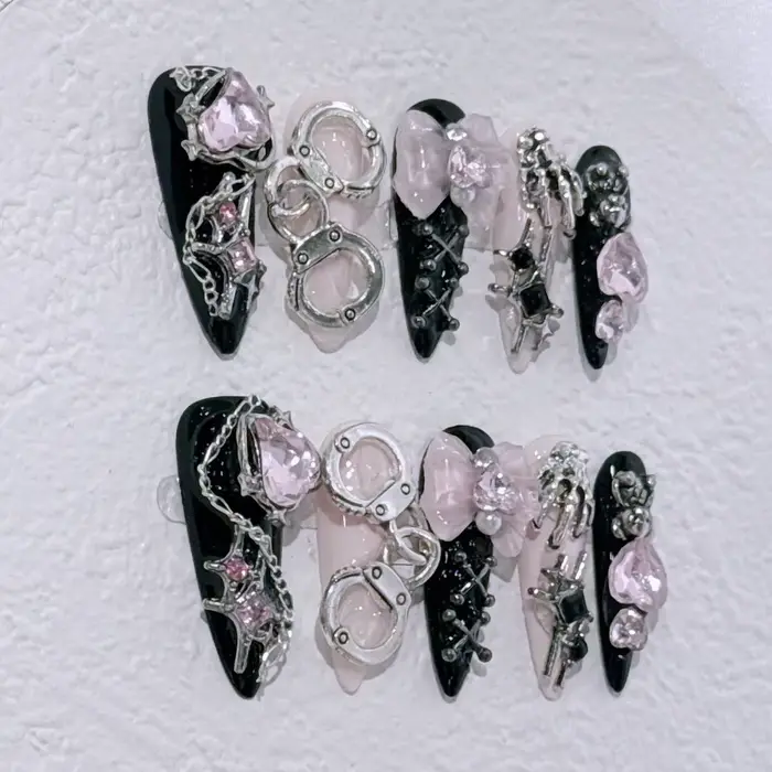 Shibuya Menhera Noir Rose Longue Pointe Faux Ongles Y2k Spice Girl Doux Cool