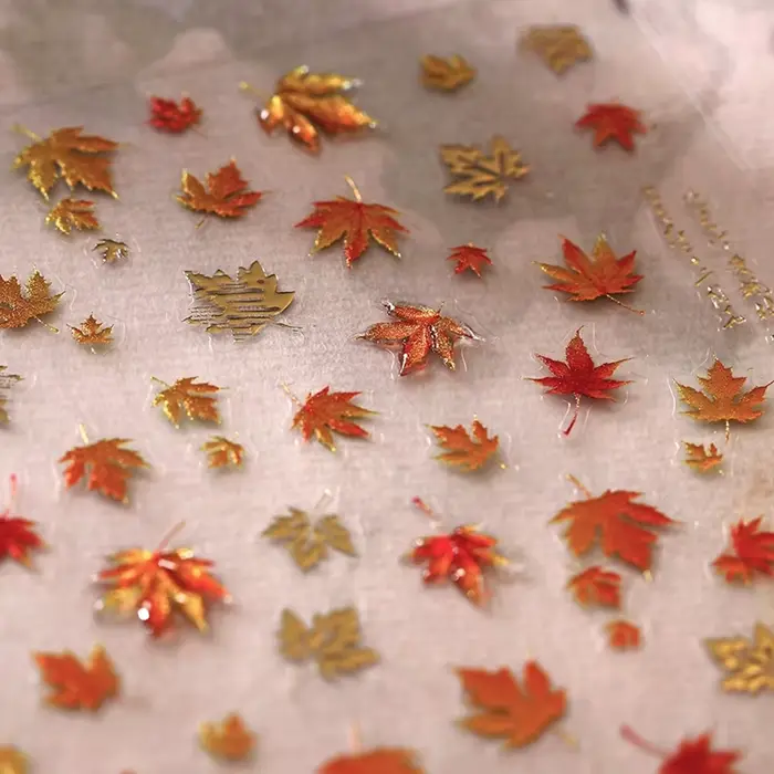 5D en relief gelée feuille d'érable Nail Art autocollant or rouge automne feuilles